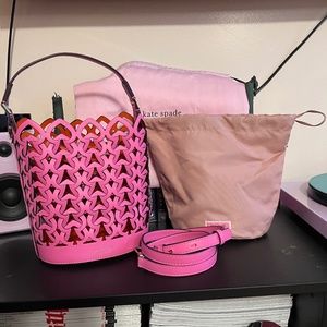 EUC kate spade Dorie Small Bucket Bag